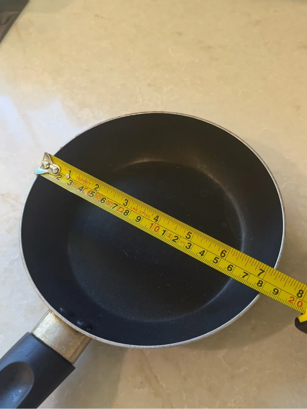 7” Nonstick Black Frying Pan with Comfortable Handle - Home Kitchen